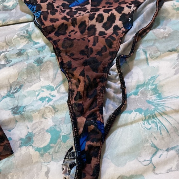 Fashion Nova bodysuit 🦋 - Picture 8 of 8